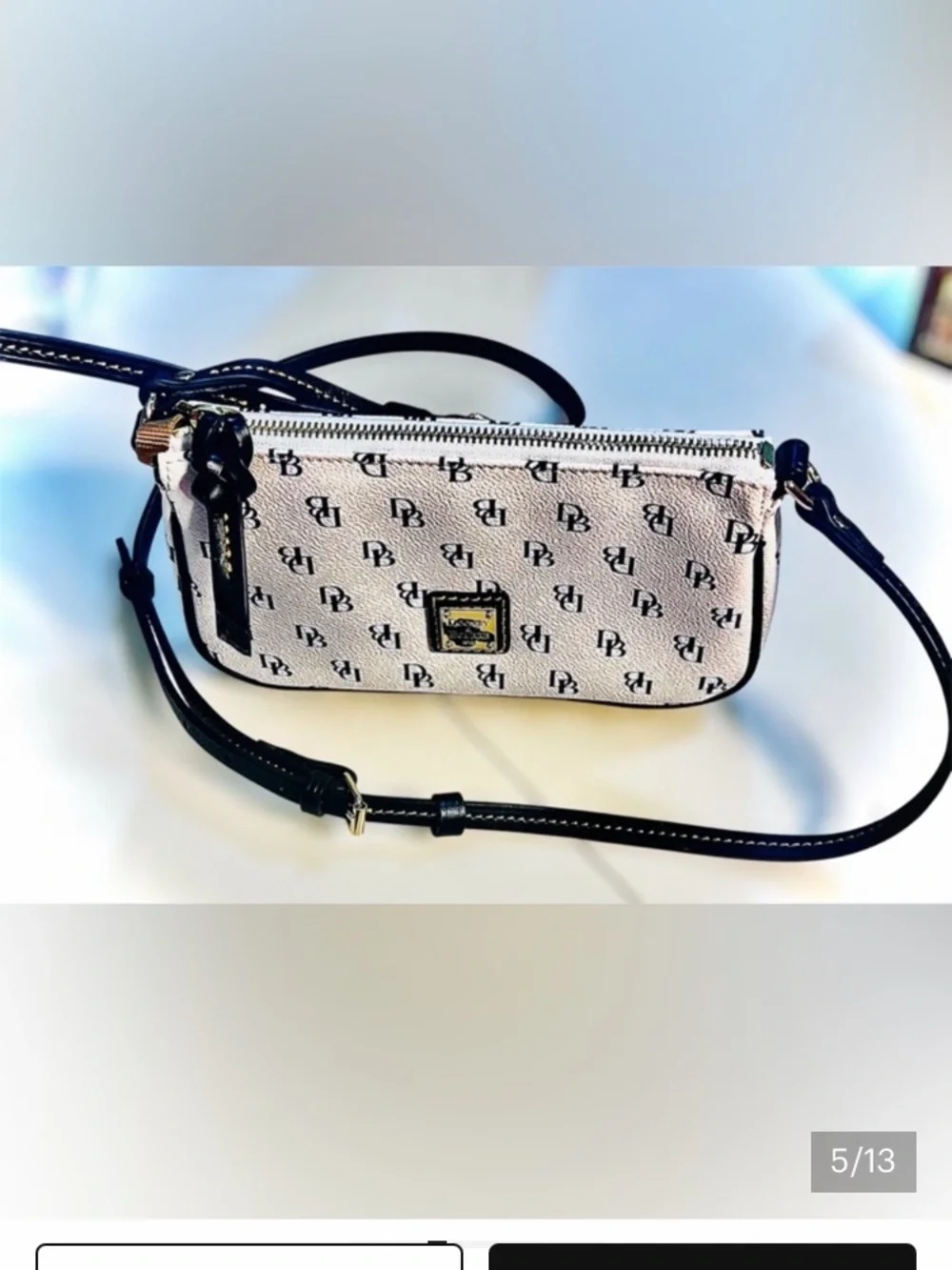 New Dooney & Bourke White & Black DB Logo Crossbody. - Picture 3 of 7
